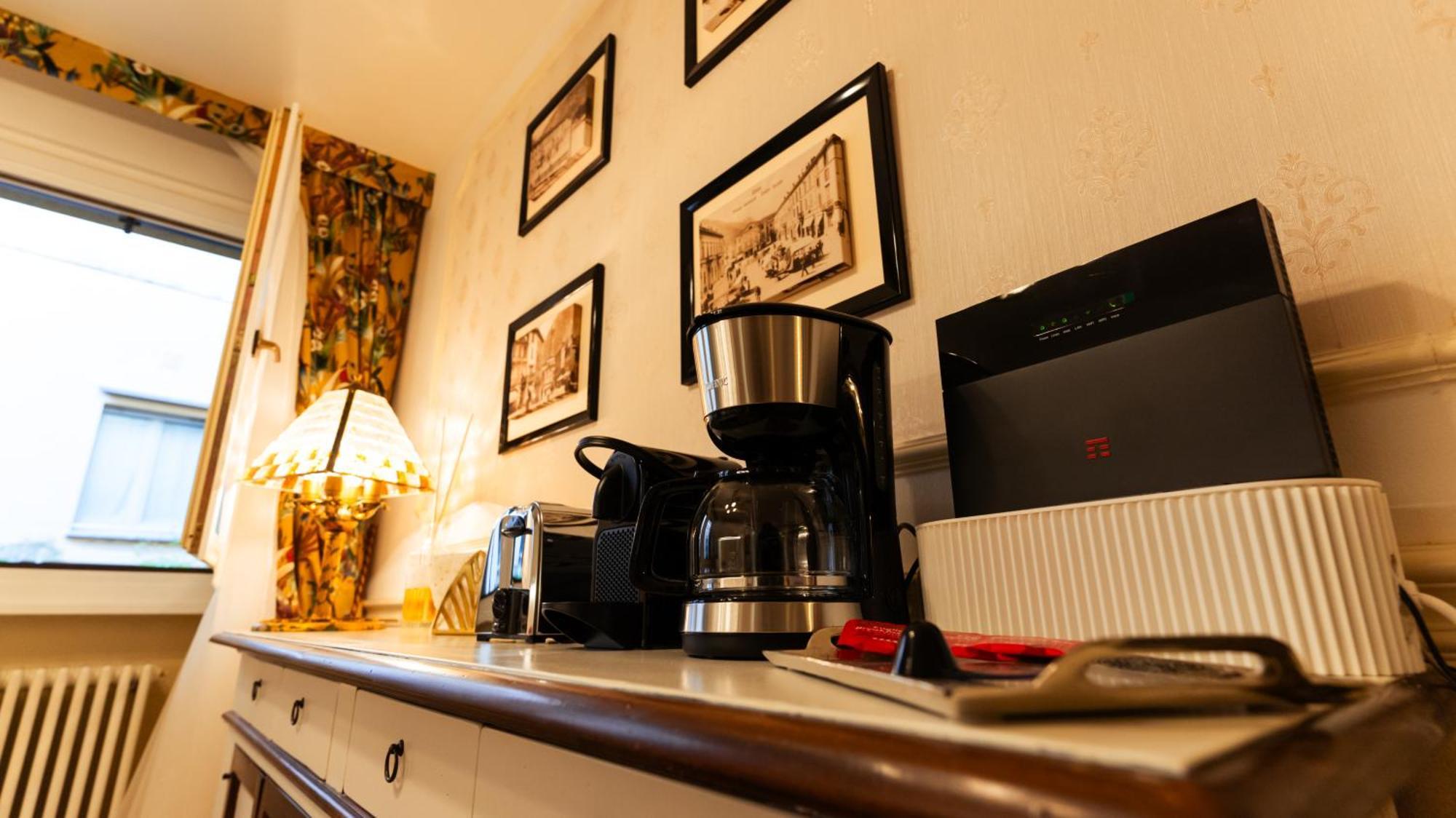 New Cozy Apartment - City Centre Lecco Exterior photo